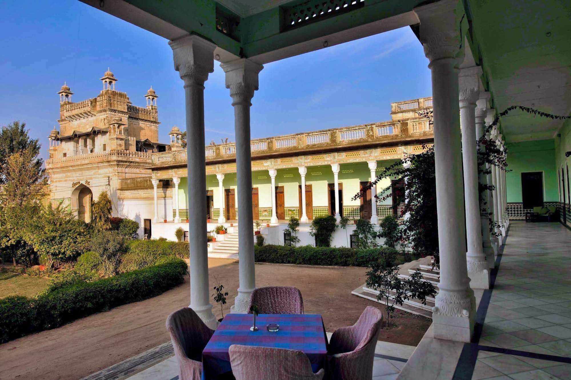 Neemrana'S - Piramal Haveli Hotel Bagar Bagian luar foto